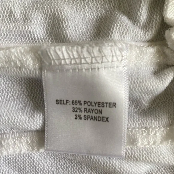 Jane and Delancey womens drawstring elastic waist shorts. Size L - Picture 7 of 7